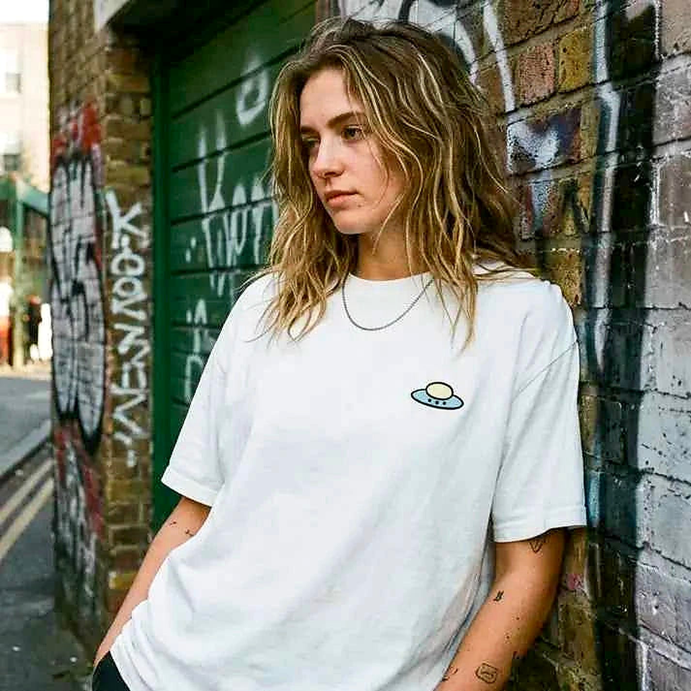 Sandstone Tee | Unisex