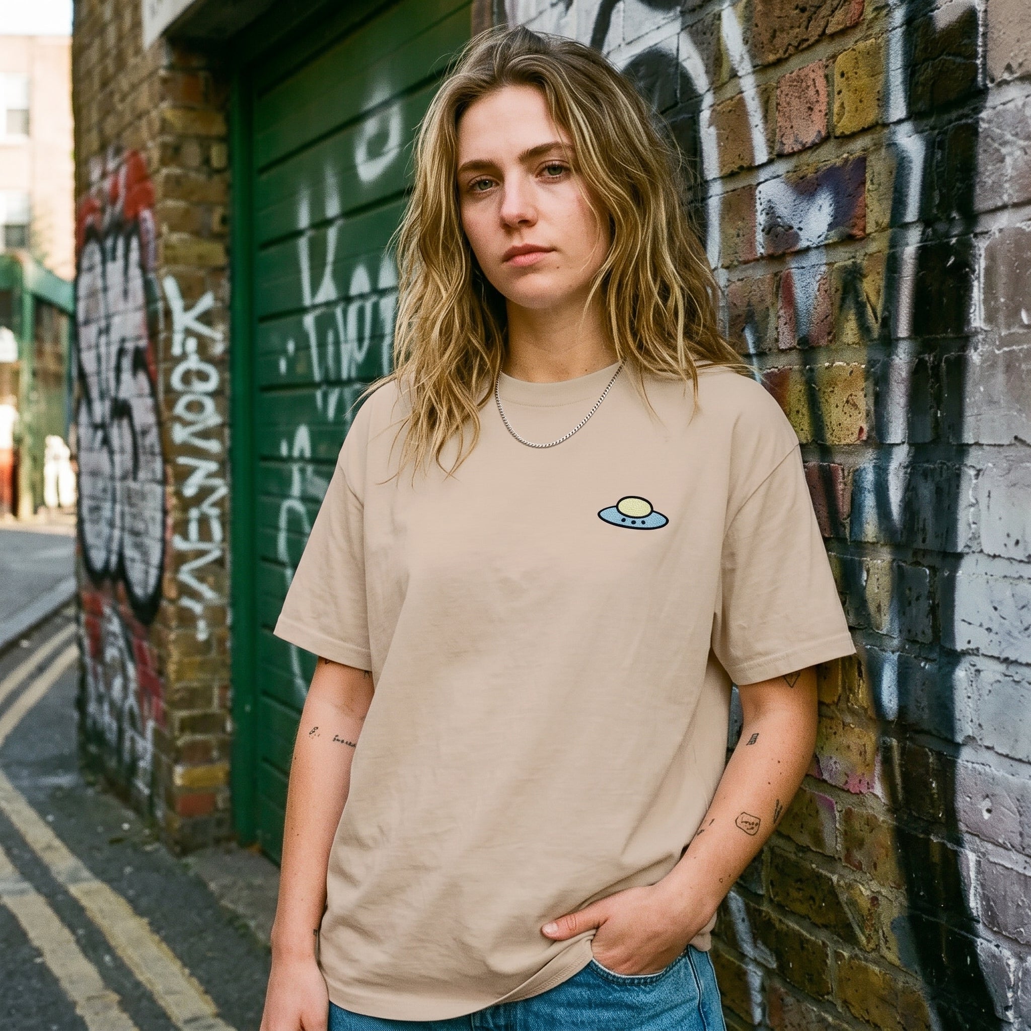 Sandstone Tee | Unisex